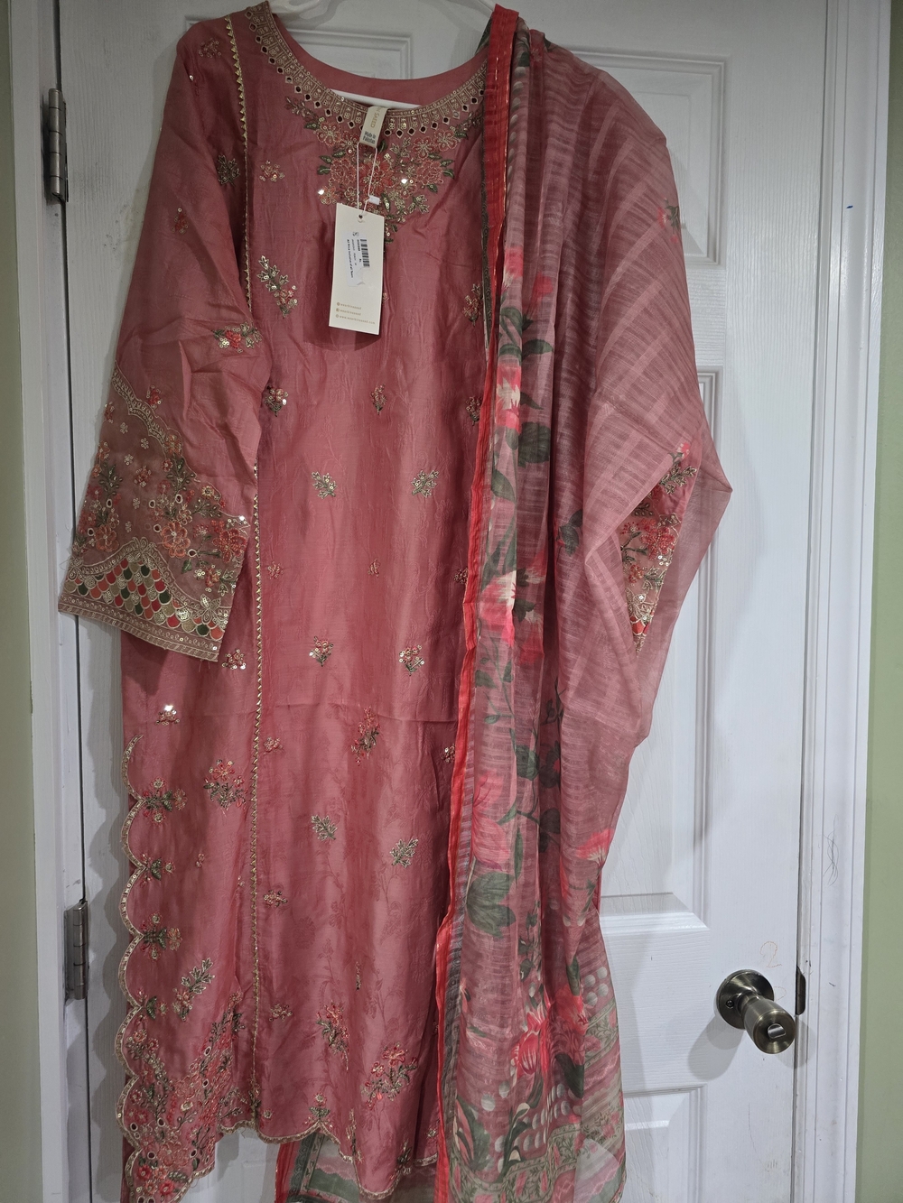 Women’s Embroidered Indian  Pink Dress.